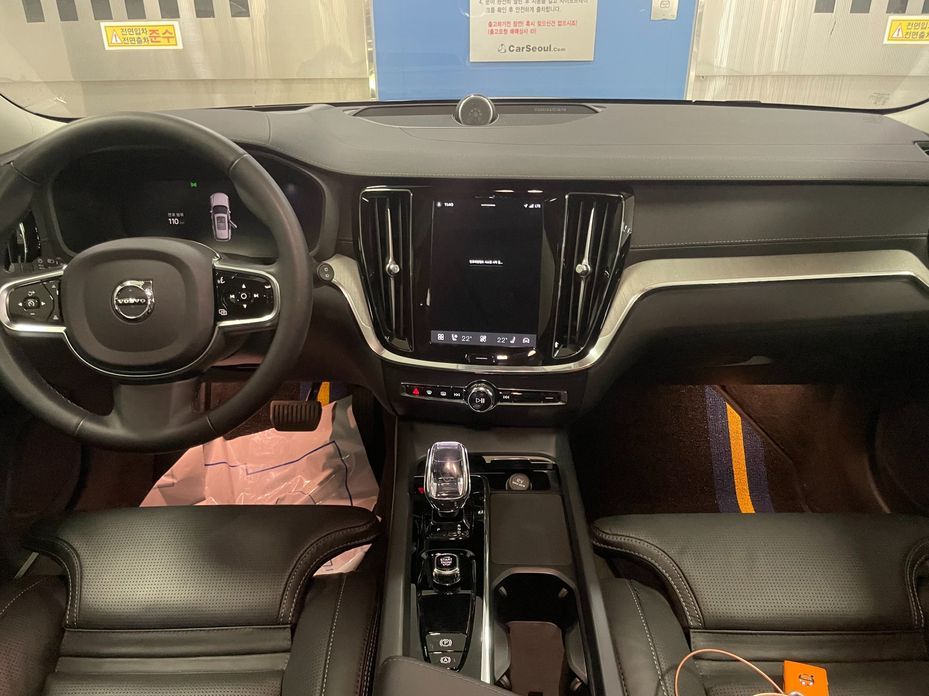 Volvo V60 2024