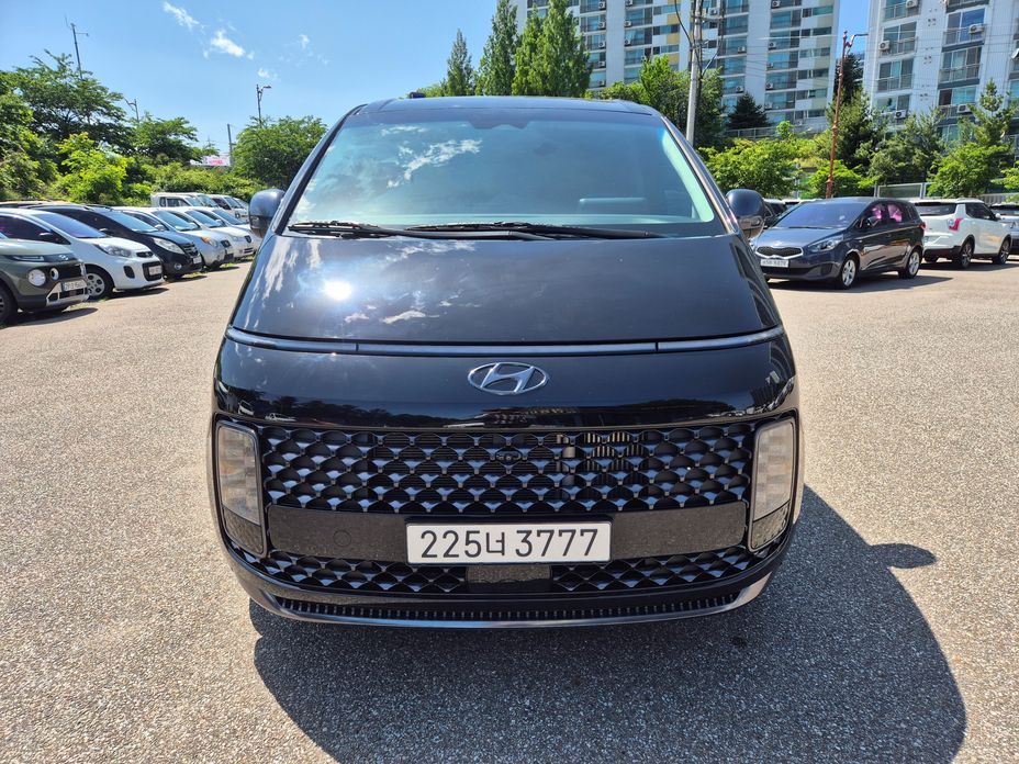 Hyundai Staria 2023