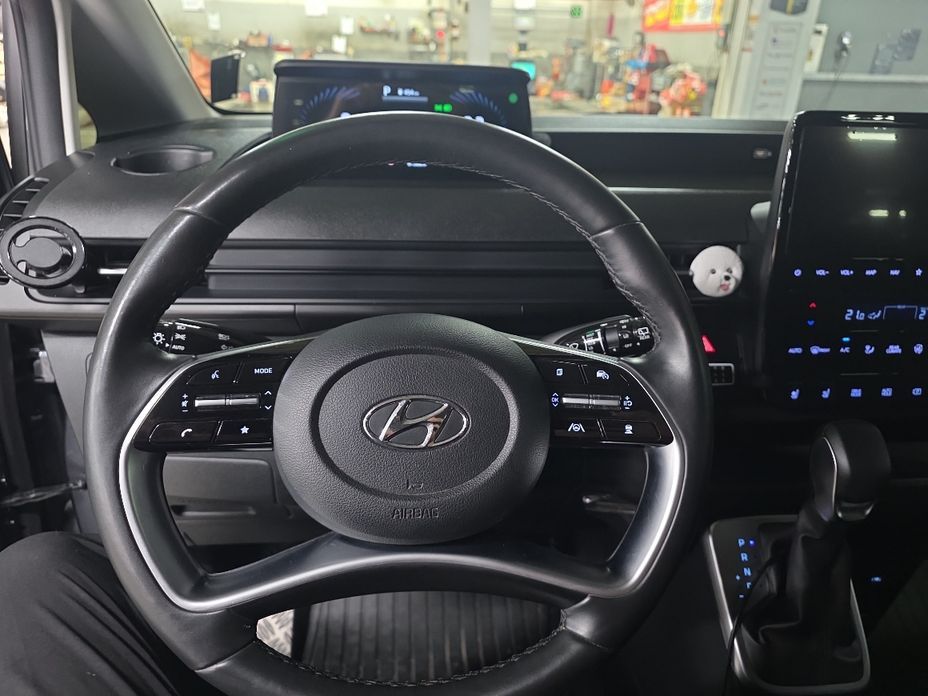 Hyundai Staria 2022
