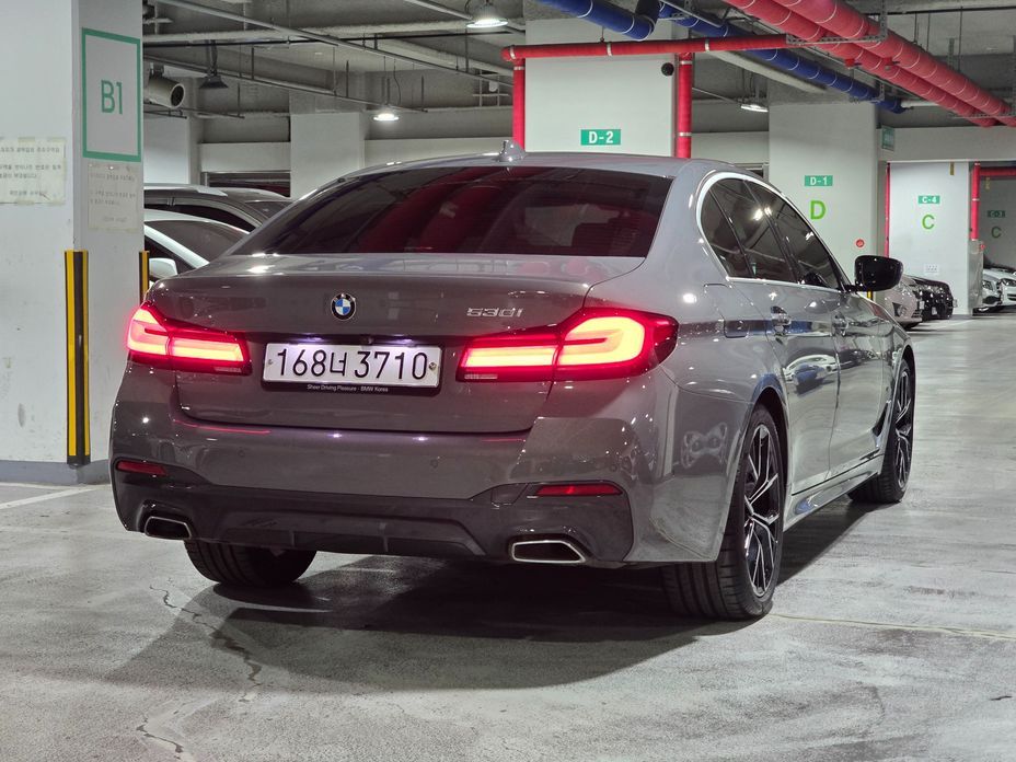 BMW 5-Series 2022