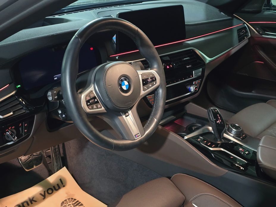 BMW 5-Series 2022
