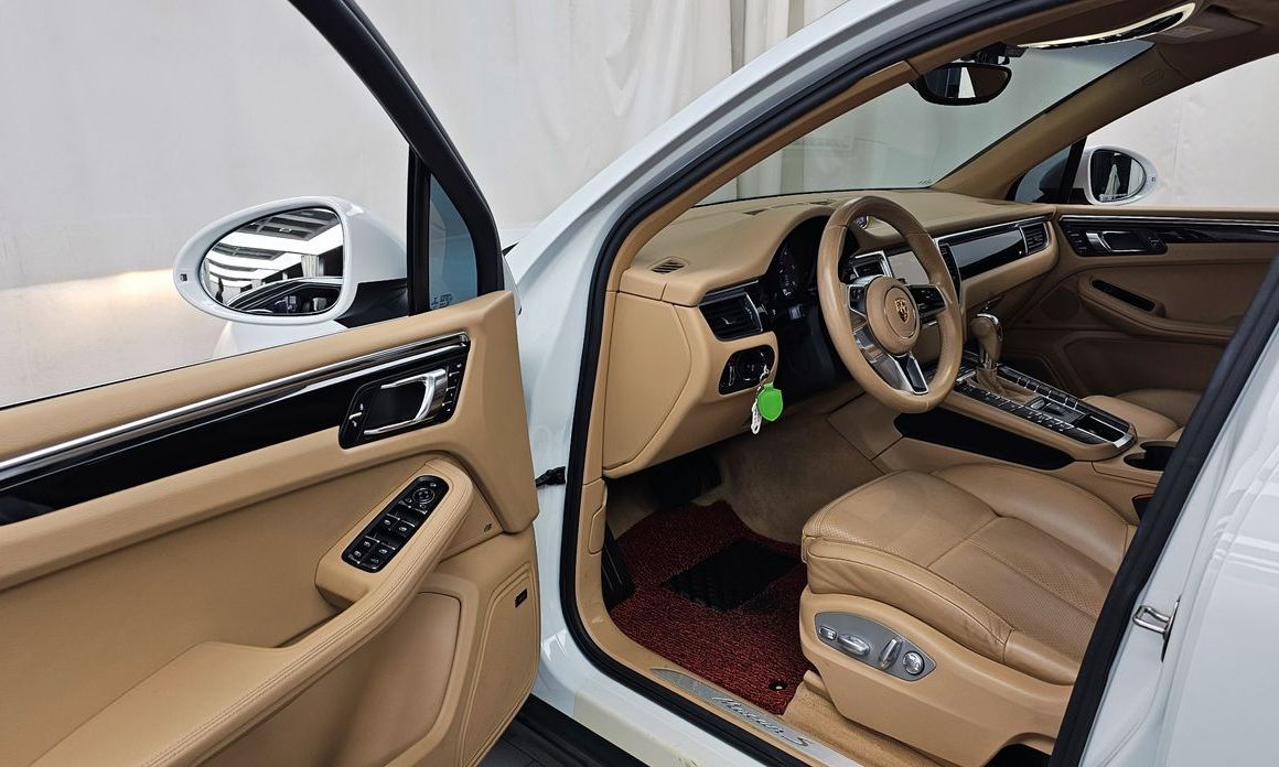 Porsche Macan 2015