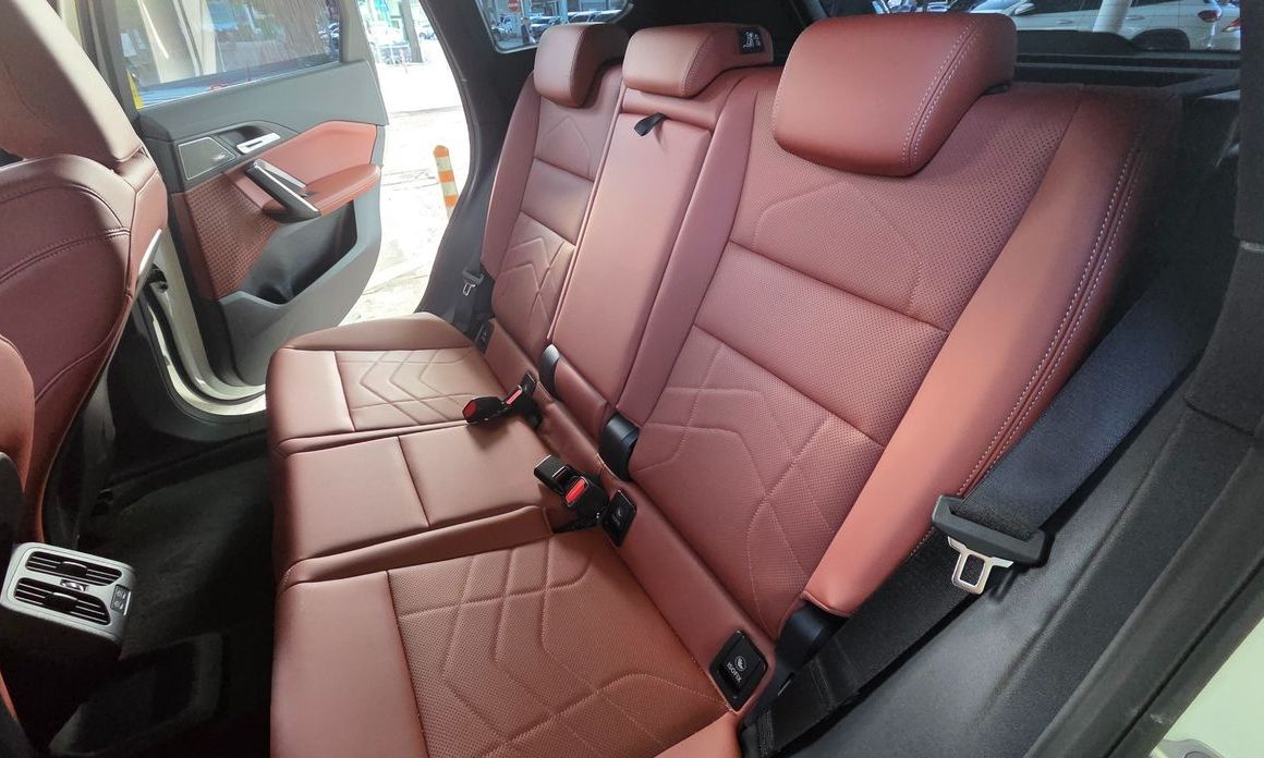 BMW iX1 2026