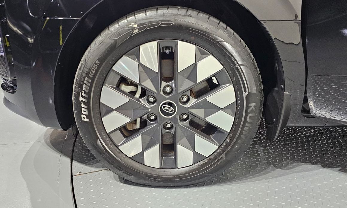 Hyundai Staria 2022