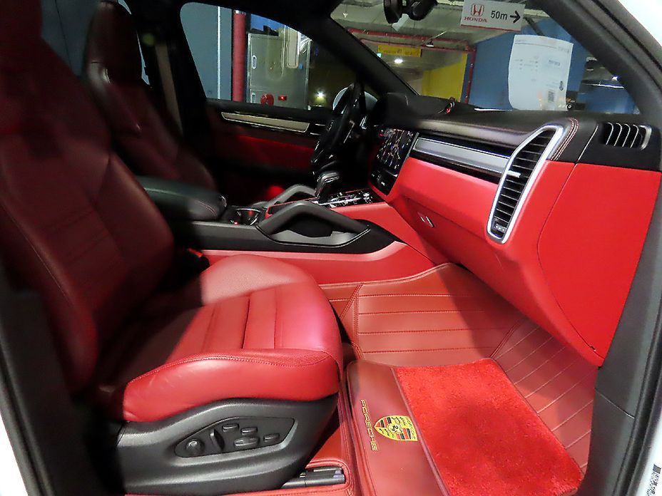 Porsche Cayenne 2023