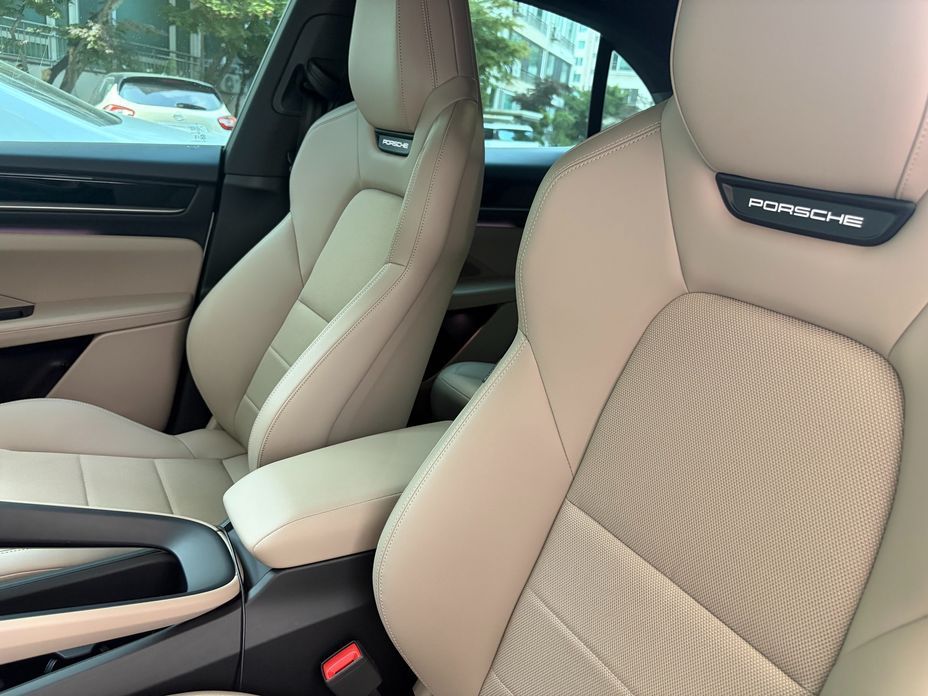 Porsche Macan 2025