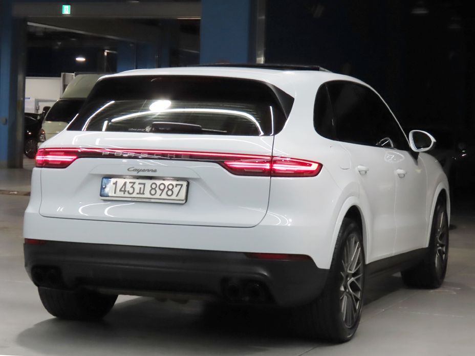 Porsche Cayenne 2023