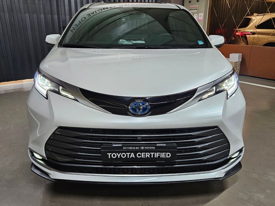 Toyota Sienna 2025