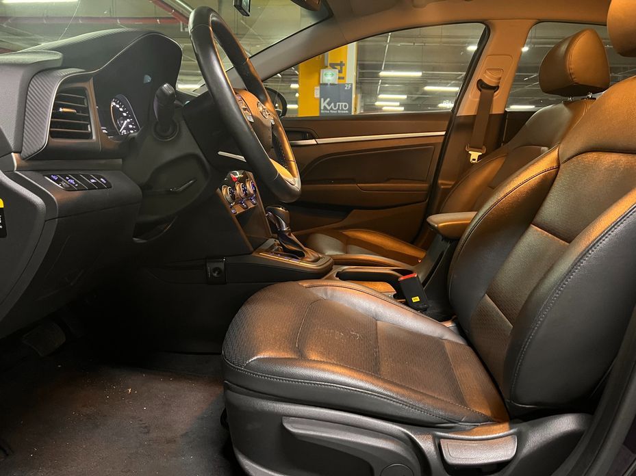 Hyundai AVANTE 2019