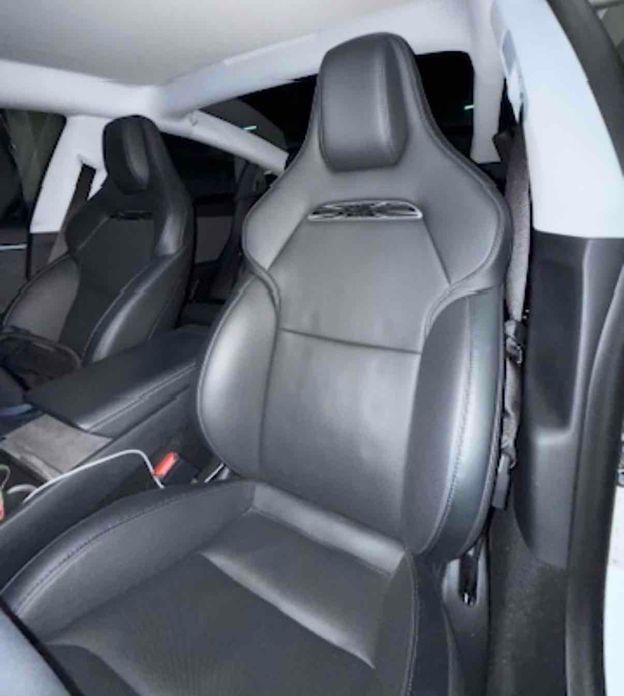 Tesla Model 3 2024