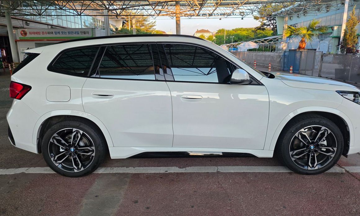 BMW iX1 2026