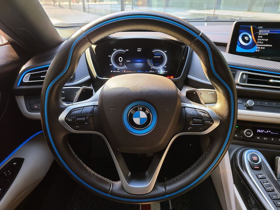 BMW i8 2016