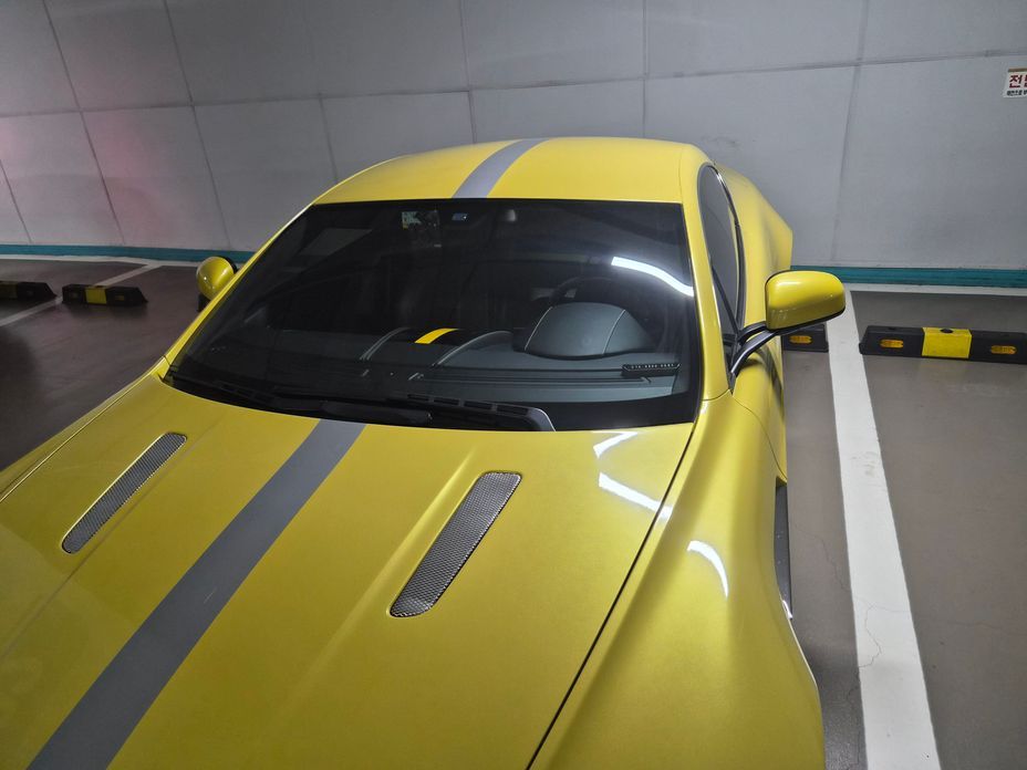 Astonmartin Vantage 2016