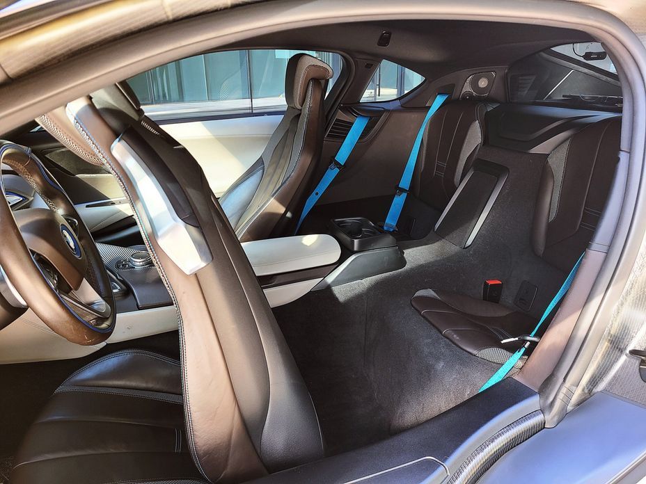 BMW i8 2016