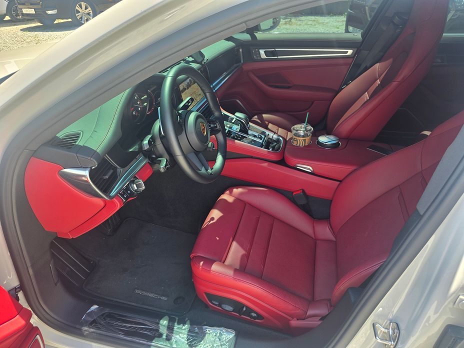 Porsche Panamera 2022