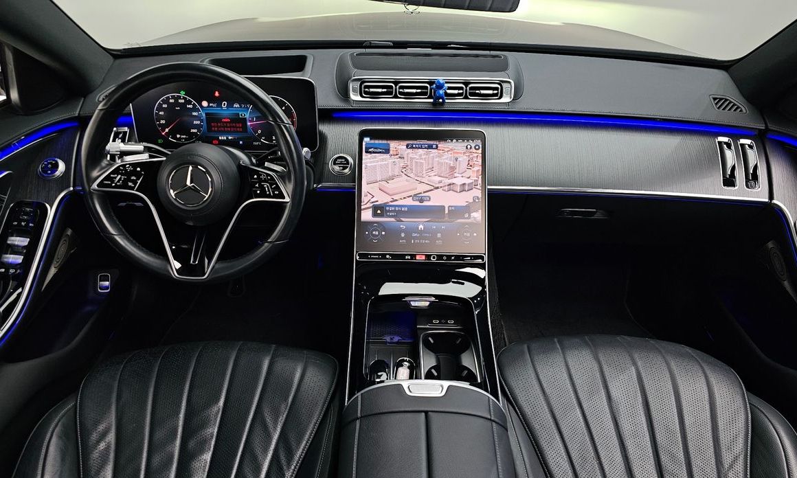Mercedes-Benz S-Class 2021