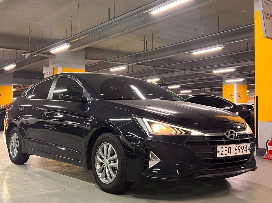 Hyundai AVANTE 2019