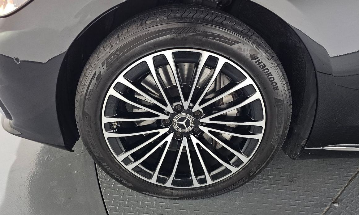 Mercedes-Benz S-Class 2021