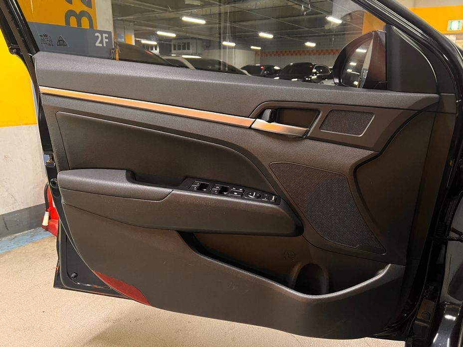 Hyundai AVANTE 2019