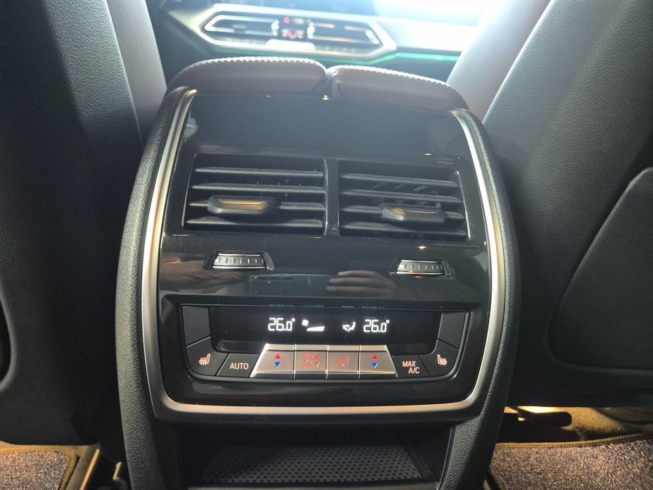 BMW X5 2023
