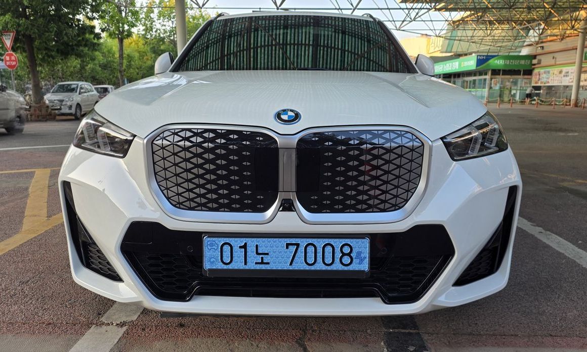 BMW iX1 2026