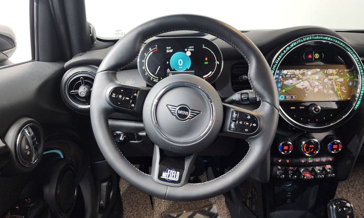Mini Cooper 2024