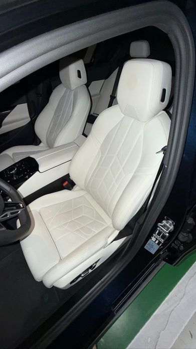BMW 5-Series 2024