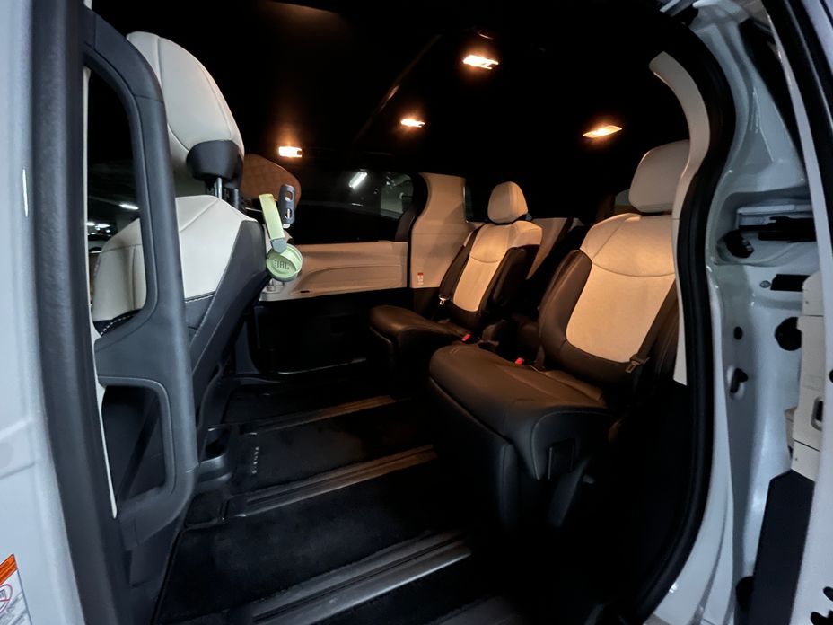 Toyota Sienna 2026