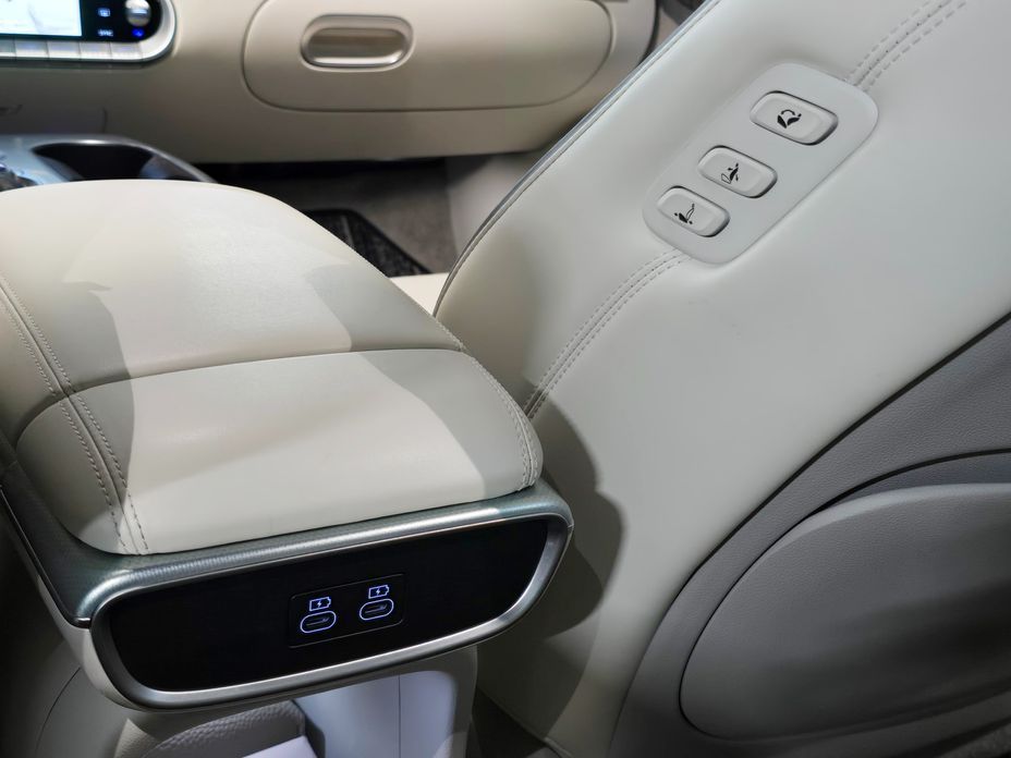 Genesis GV60 2022
