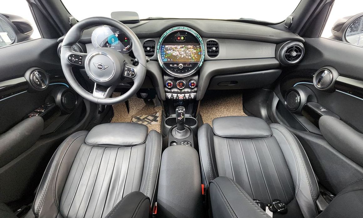 Mini Cooper 2024