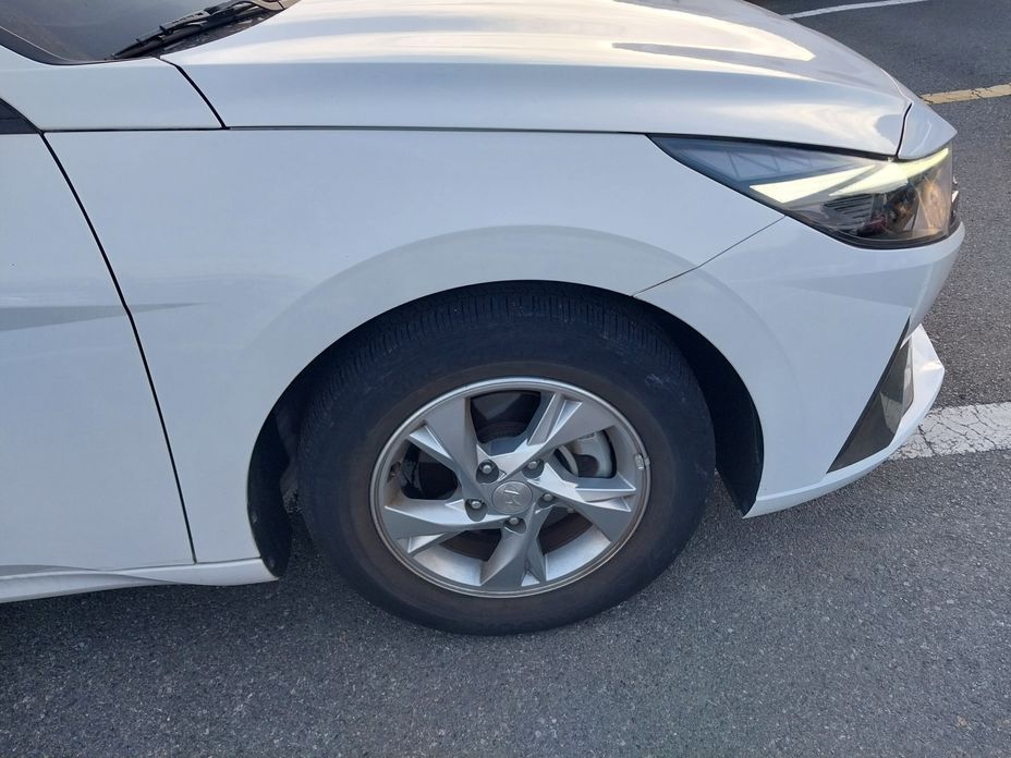 Hyundai AVANTE 2021