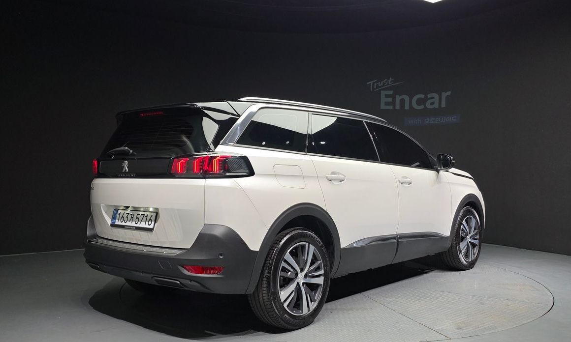 Peugeot 5008 2024