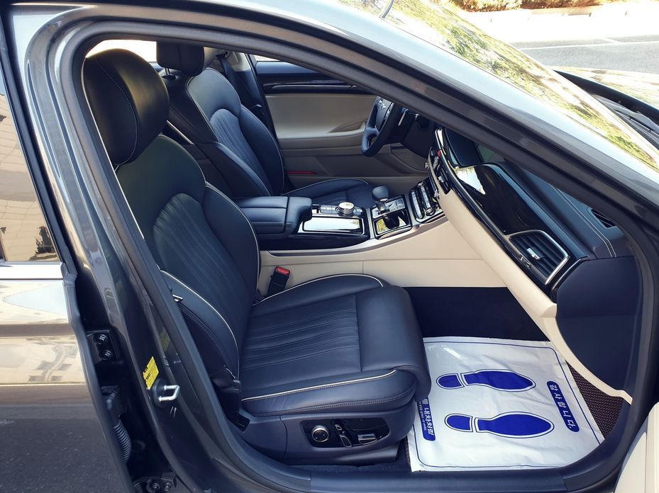 Genesis EQ900 2018