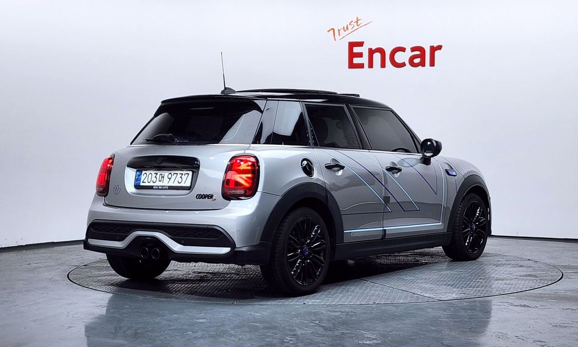Mini Cooper 2024