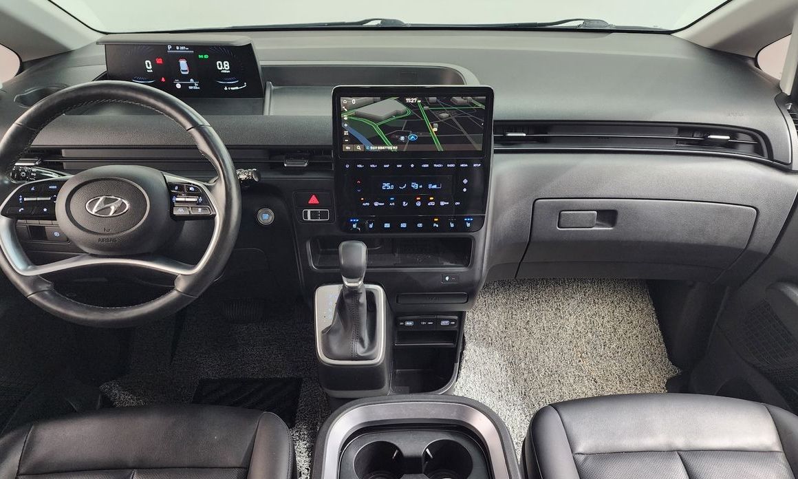 Hyundai Staria 2023