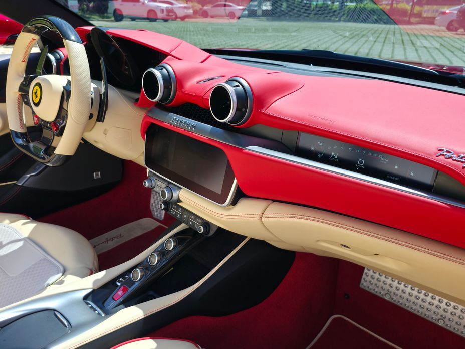 Ferrari Portofino 2023