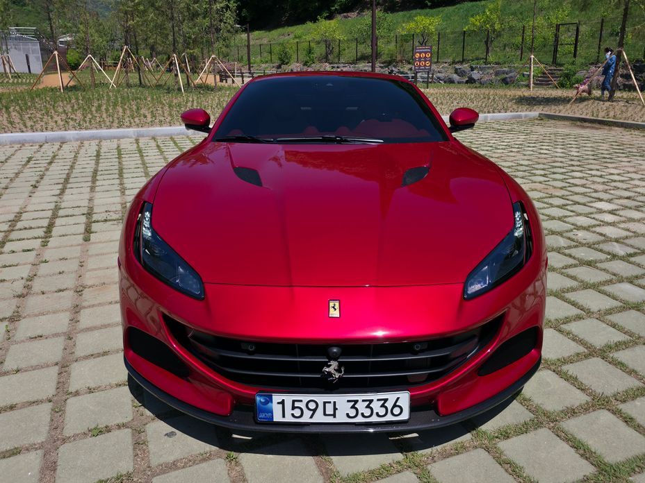 Ferrari Portofino 2023