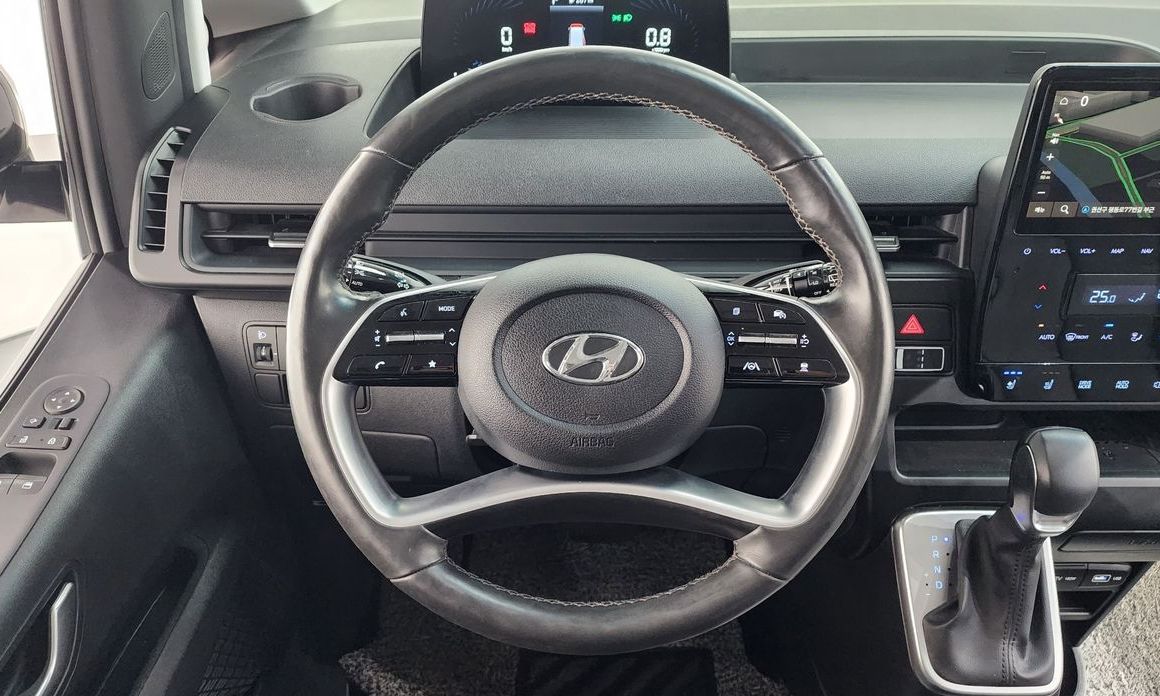 Hyundai Staria 2023