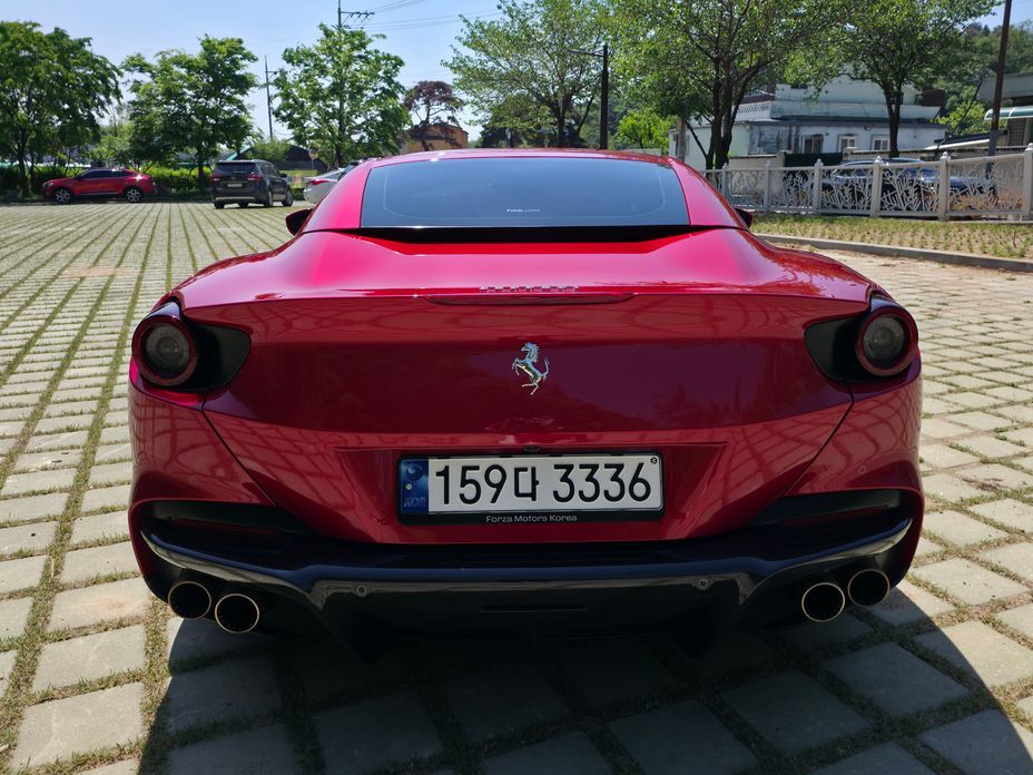 Ferrari Portofino 2023