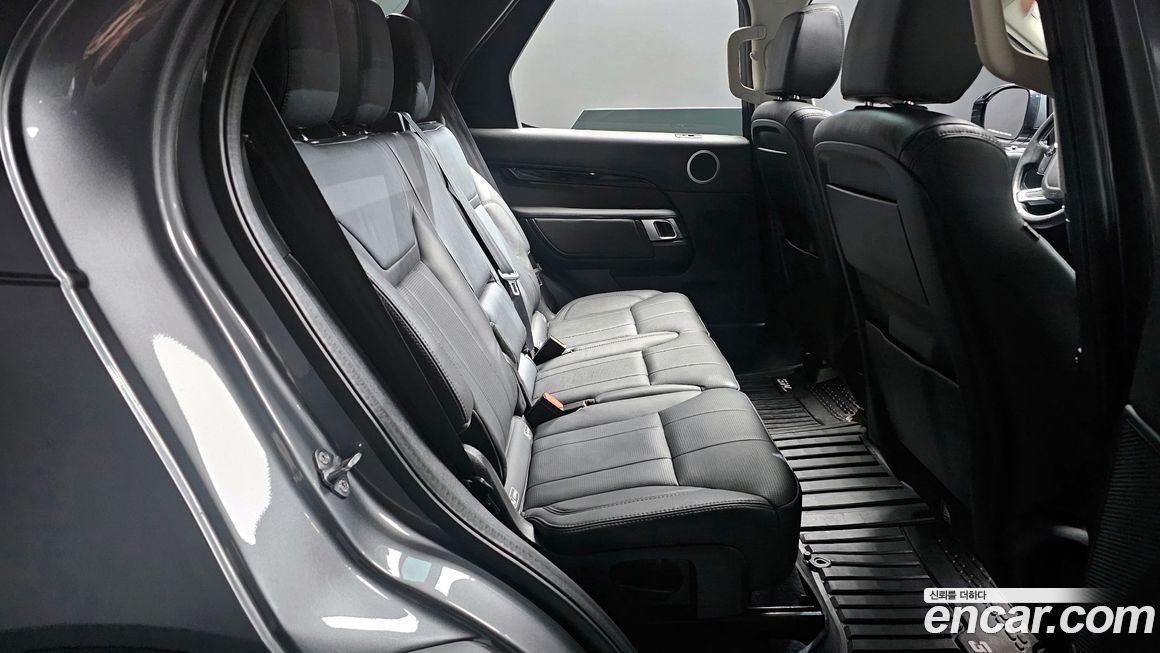 Land Rover Discovery 2019