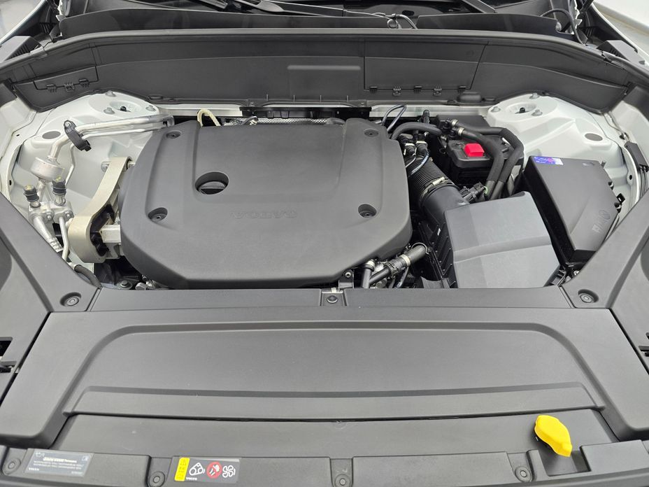 Volvo XC90 2025