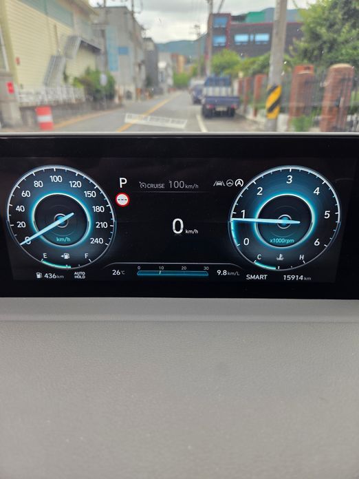 Hyundai Staria 2025