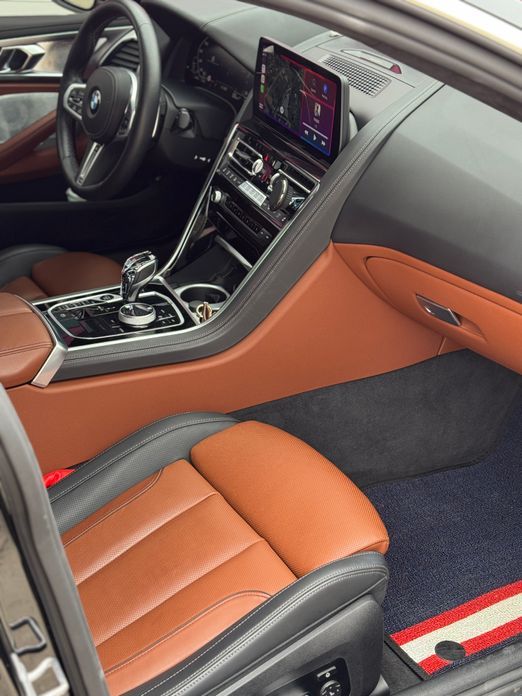 BMW 8-Series 2023