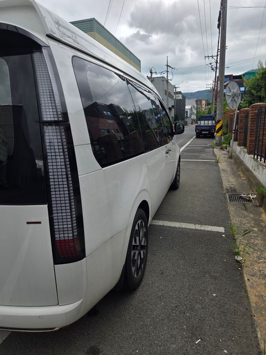 Hyundai Staria 2025