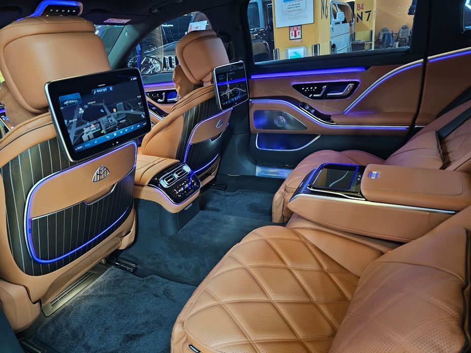 Mercedes-Benz S-Class 2023