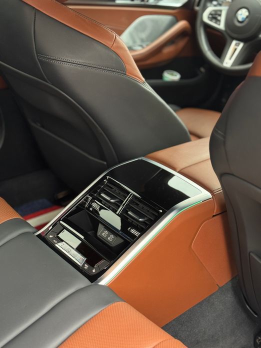 BMW 8-Series 2023