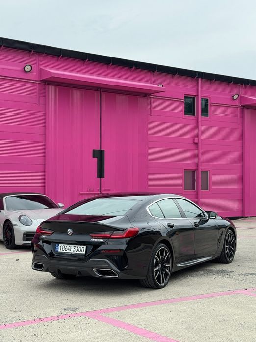 BMW 8-Series 2023