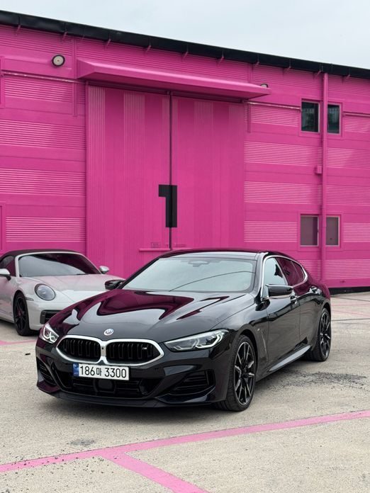 BMW 8-Series 2023