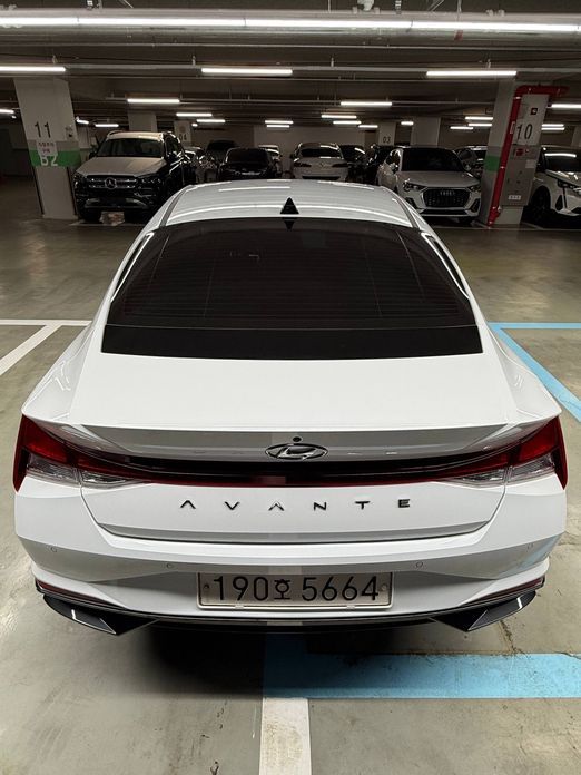 Hyundai AVANTE 2023