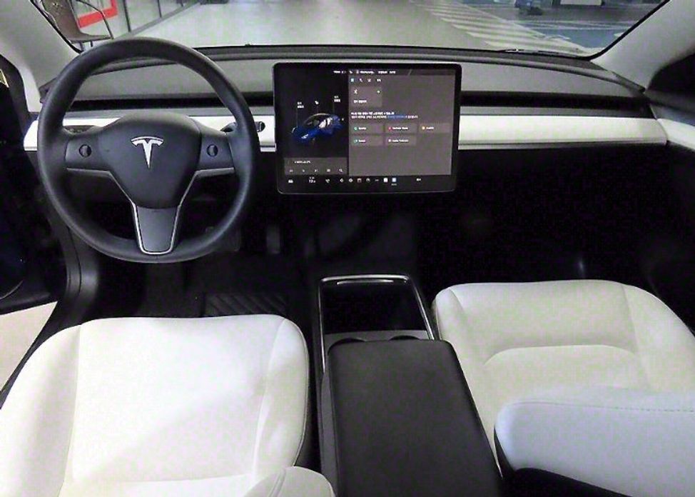 Tesla Model 3 2022